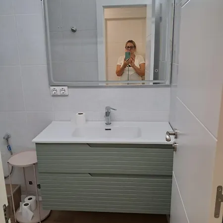 Bonito Piso A 100 Metros De La Playa